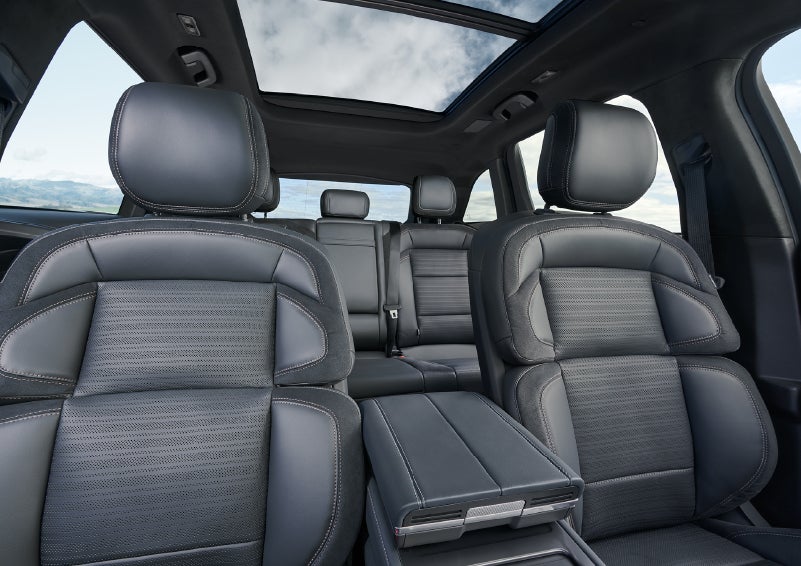 The spacious second row and available panoramic Vista Roof® is shown. | Sentry Lincoln in Medford MA