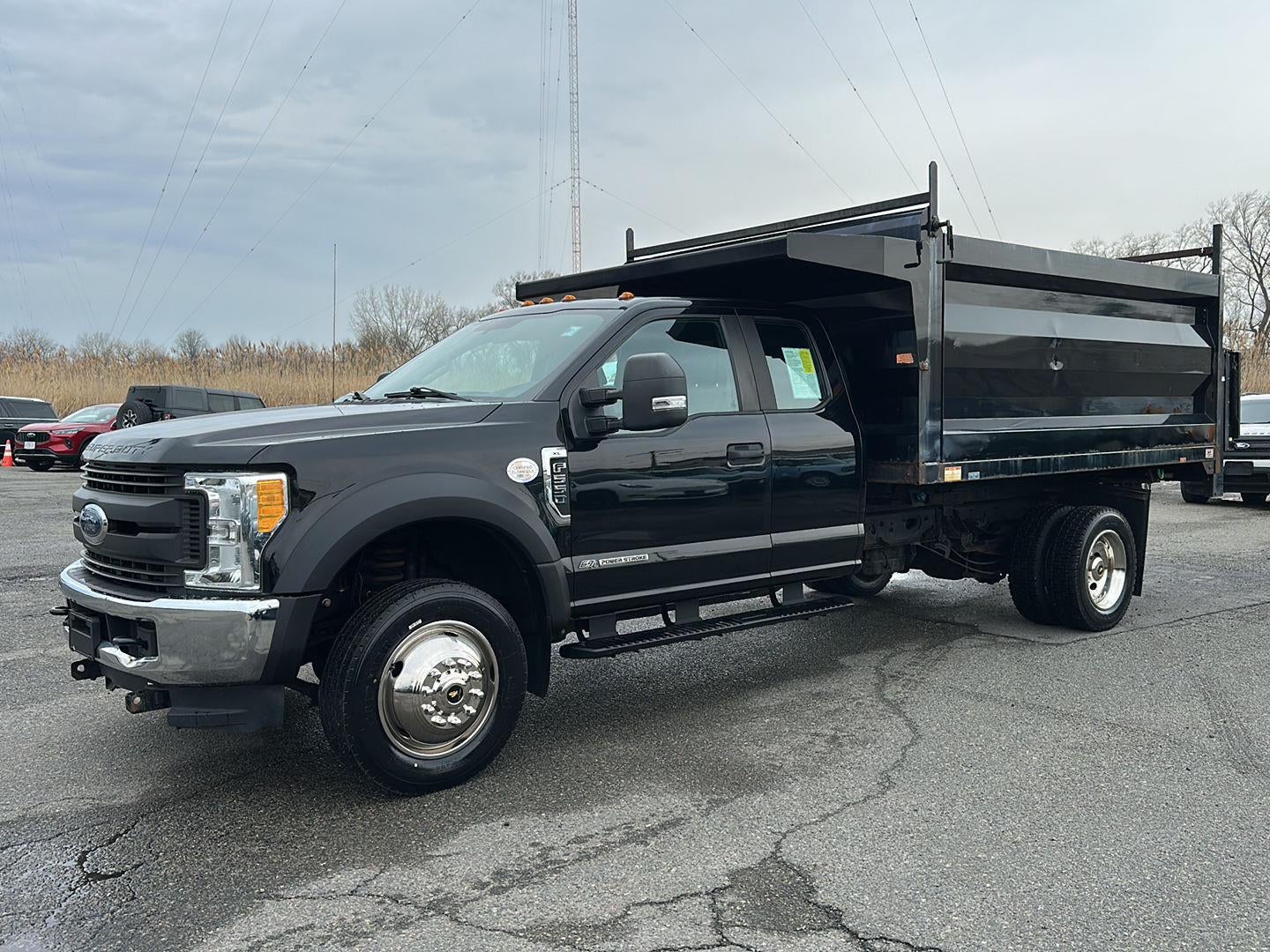 2017 Ford Super Duty F-550 DRW XL