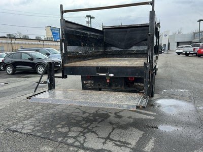 2017 Ford Super Duty F-550 DRW XL