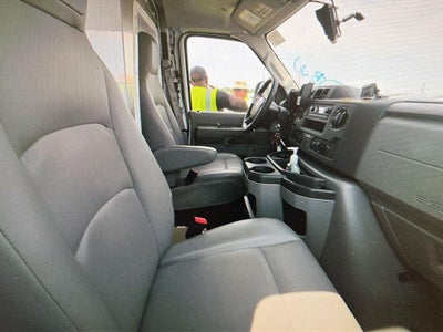 2024 Ford E-Series Cutaway E-350 SD
