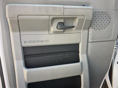 2024 Ford E-Series Cutaway E-350 SD