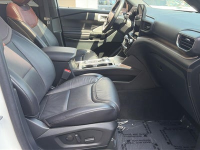2023 Ford Explorer Platinum