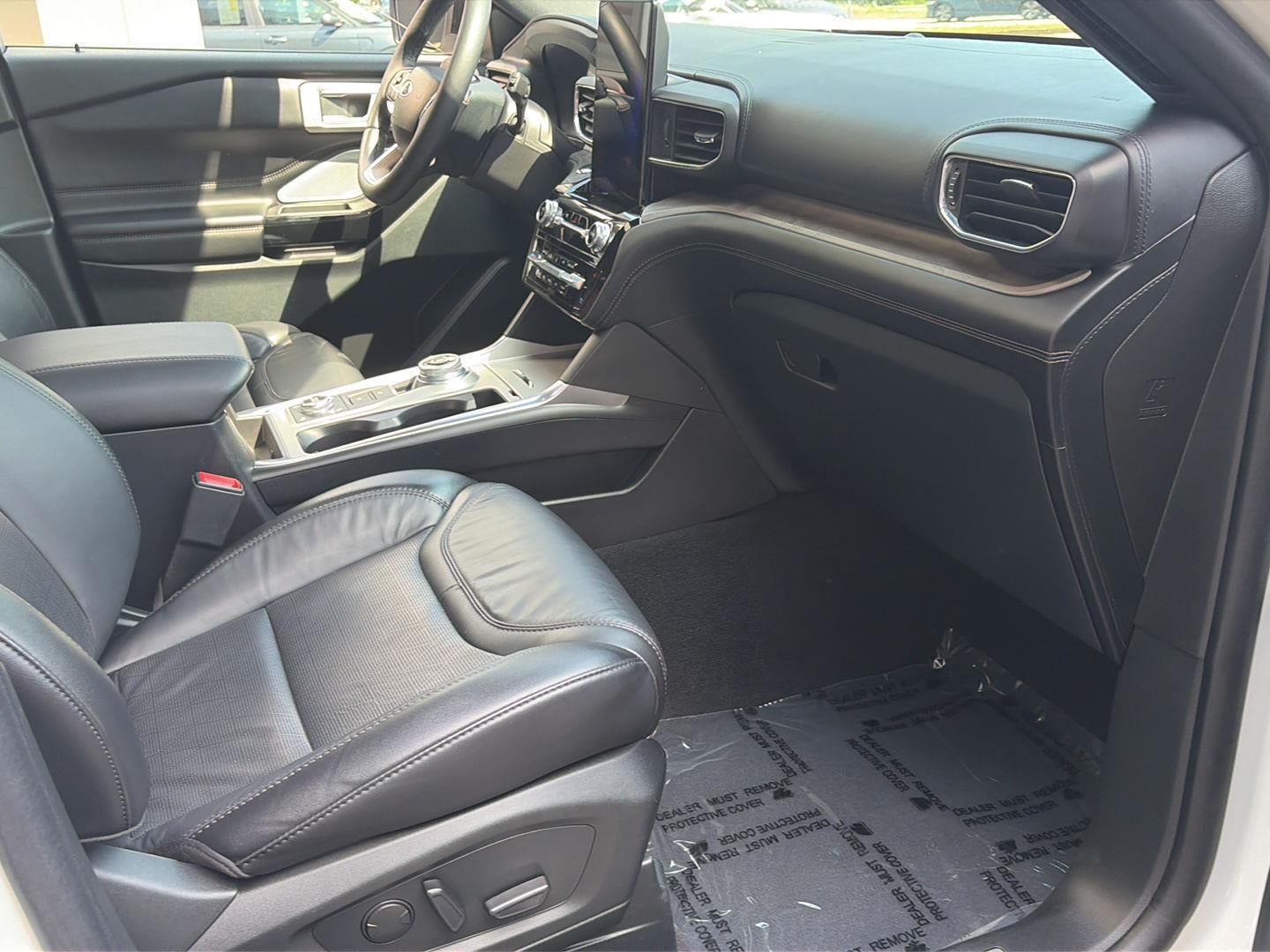 2023 Ford Explorer Platinum