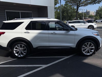 2023 Ford Explorer Platinum