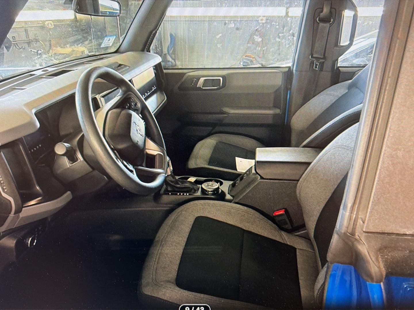 2023 Ford Bronco Base