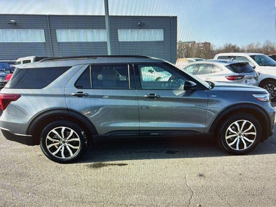 2023 Ford Explorer ST-Line