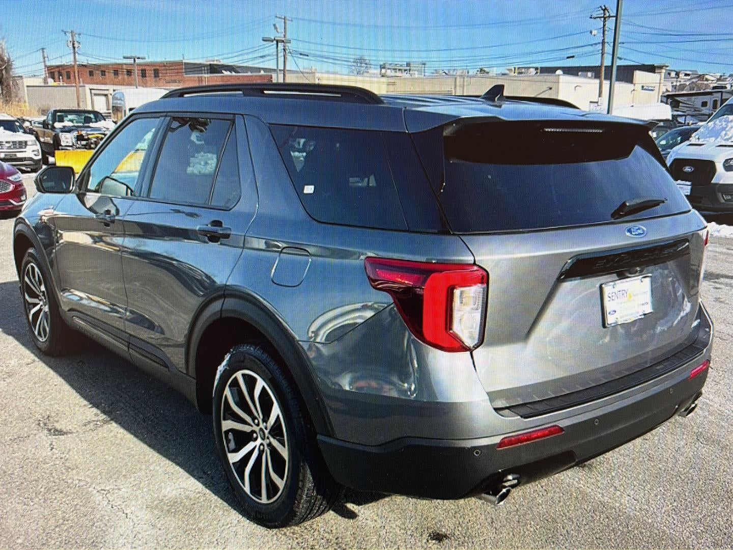 2023 Ford Explorer ST-Line