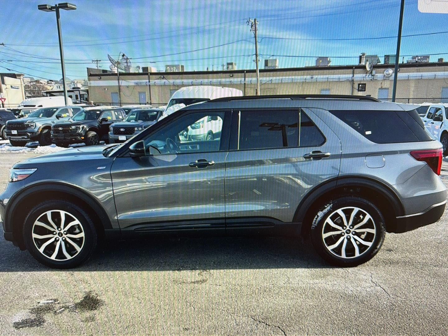 2023 Ford Explorer ST-Line