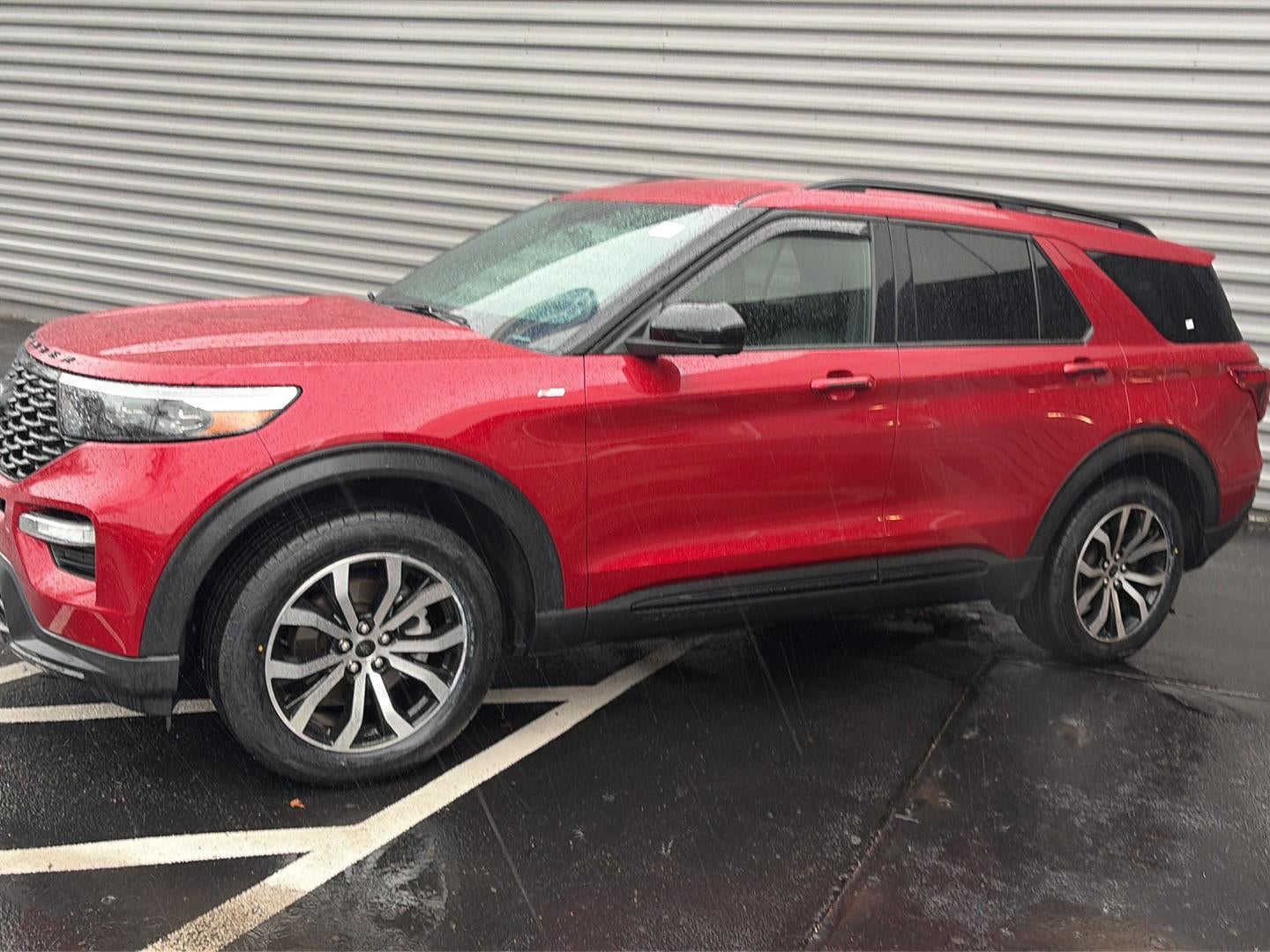 2022 Ford Explorer ST-Line