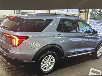 2025 Ford Explorer Active