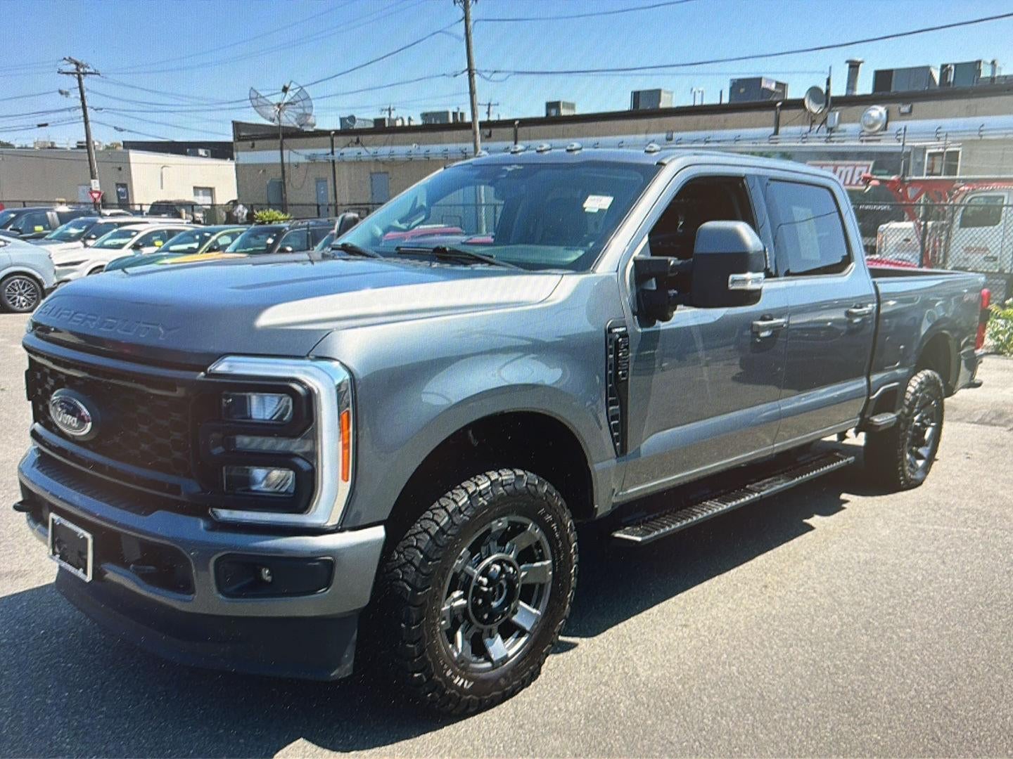 2023 Ford Super Duty F-250 SRW LARIAT
