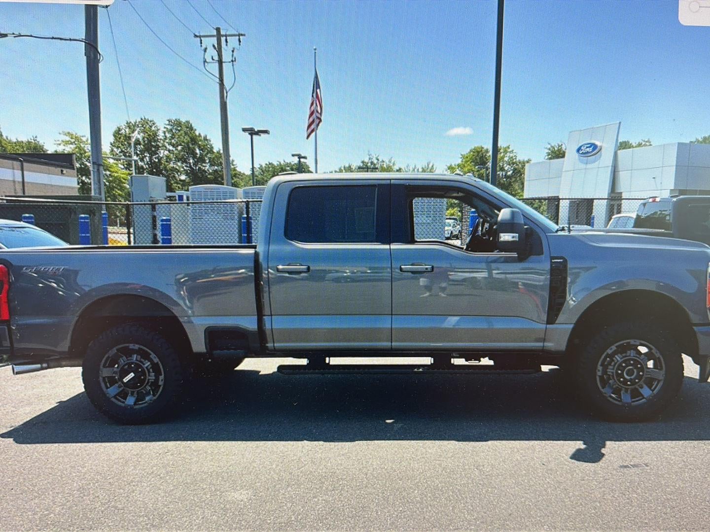 2023 Ford Super Duty F-250 SRW LARIAT