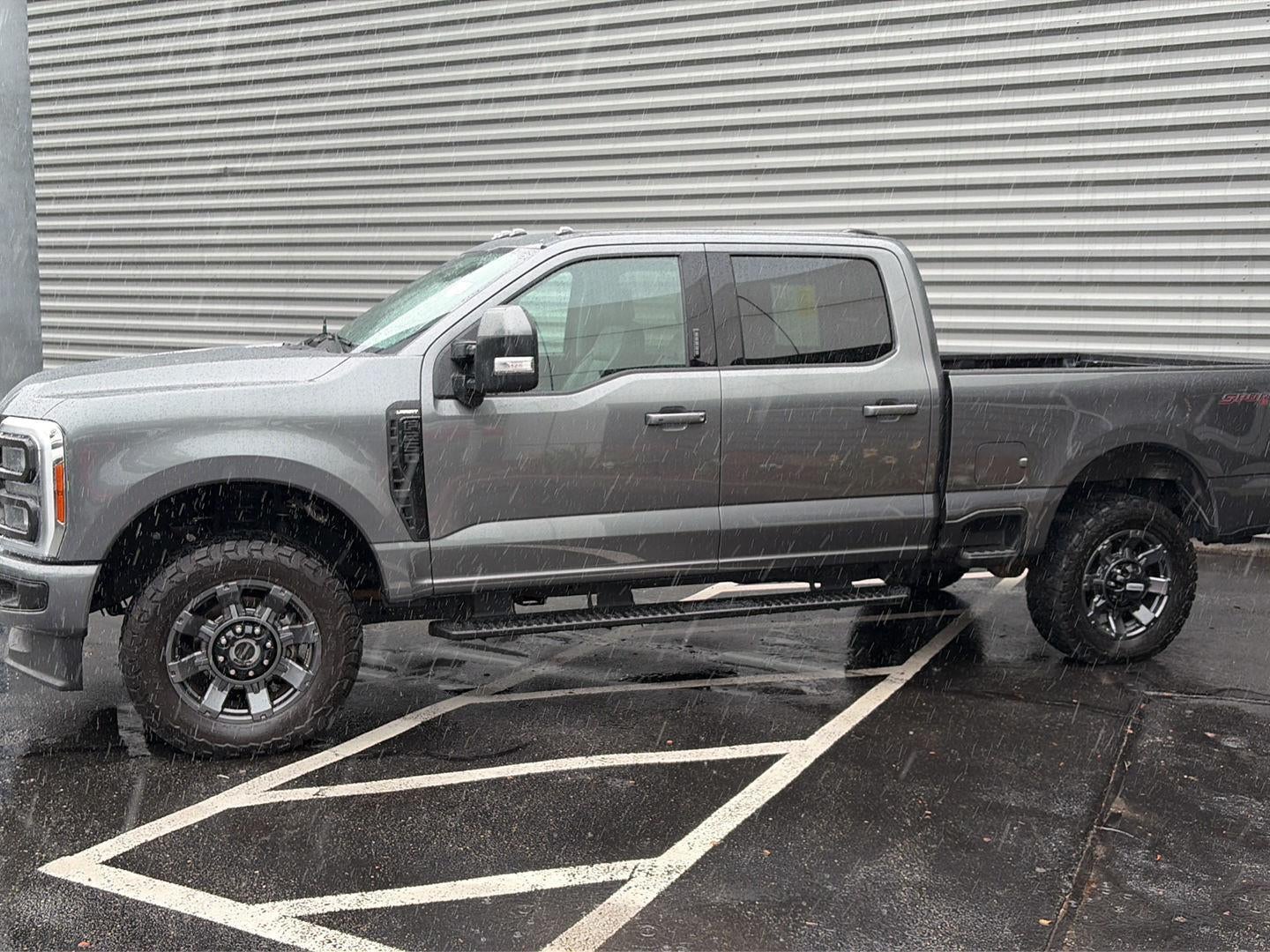 2023 Ford Super Duty F-250 SRW LARIAT