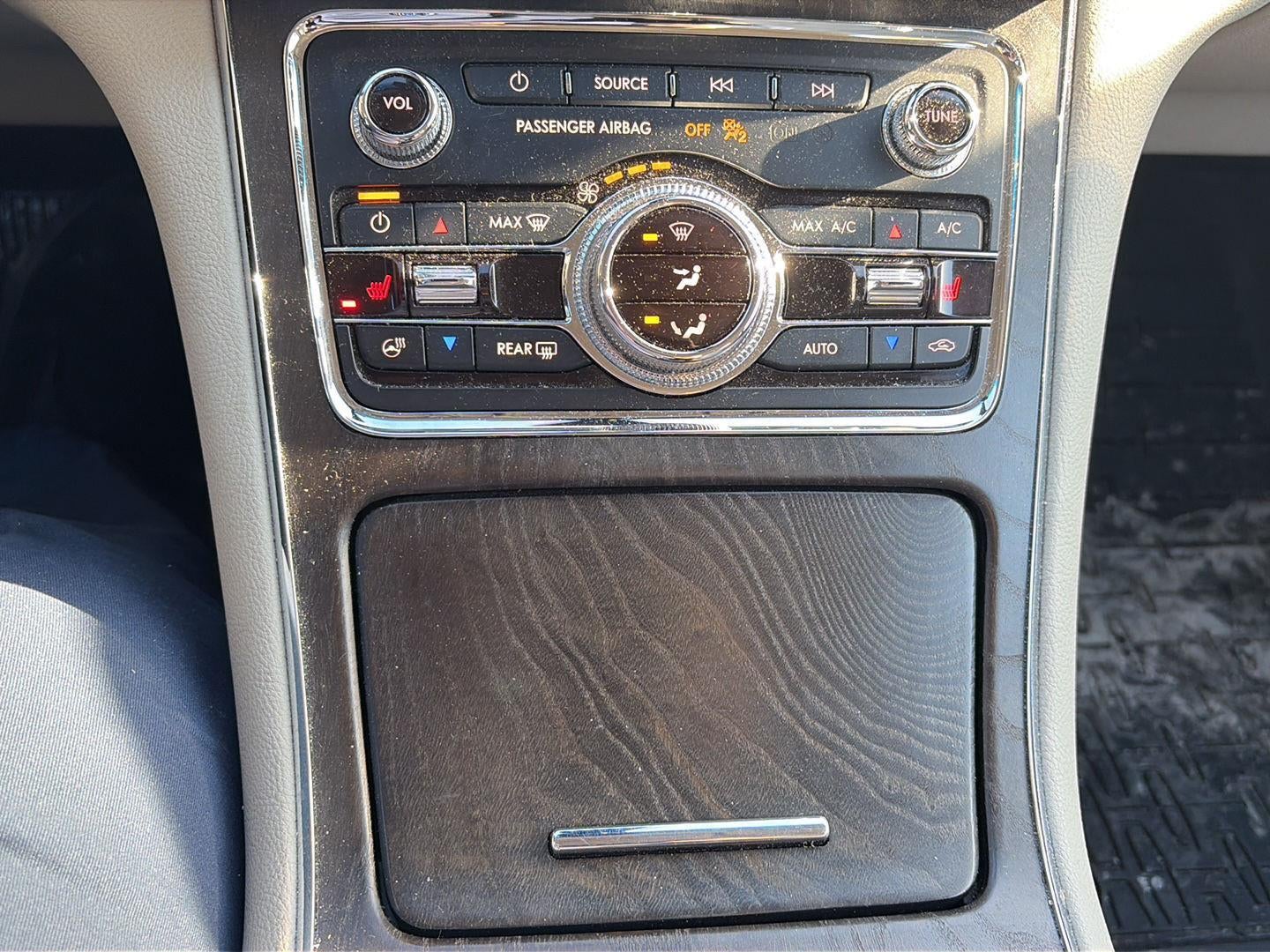 2018 Lincoln Continental Select