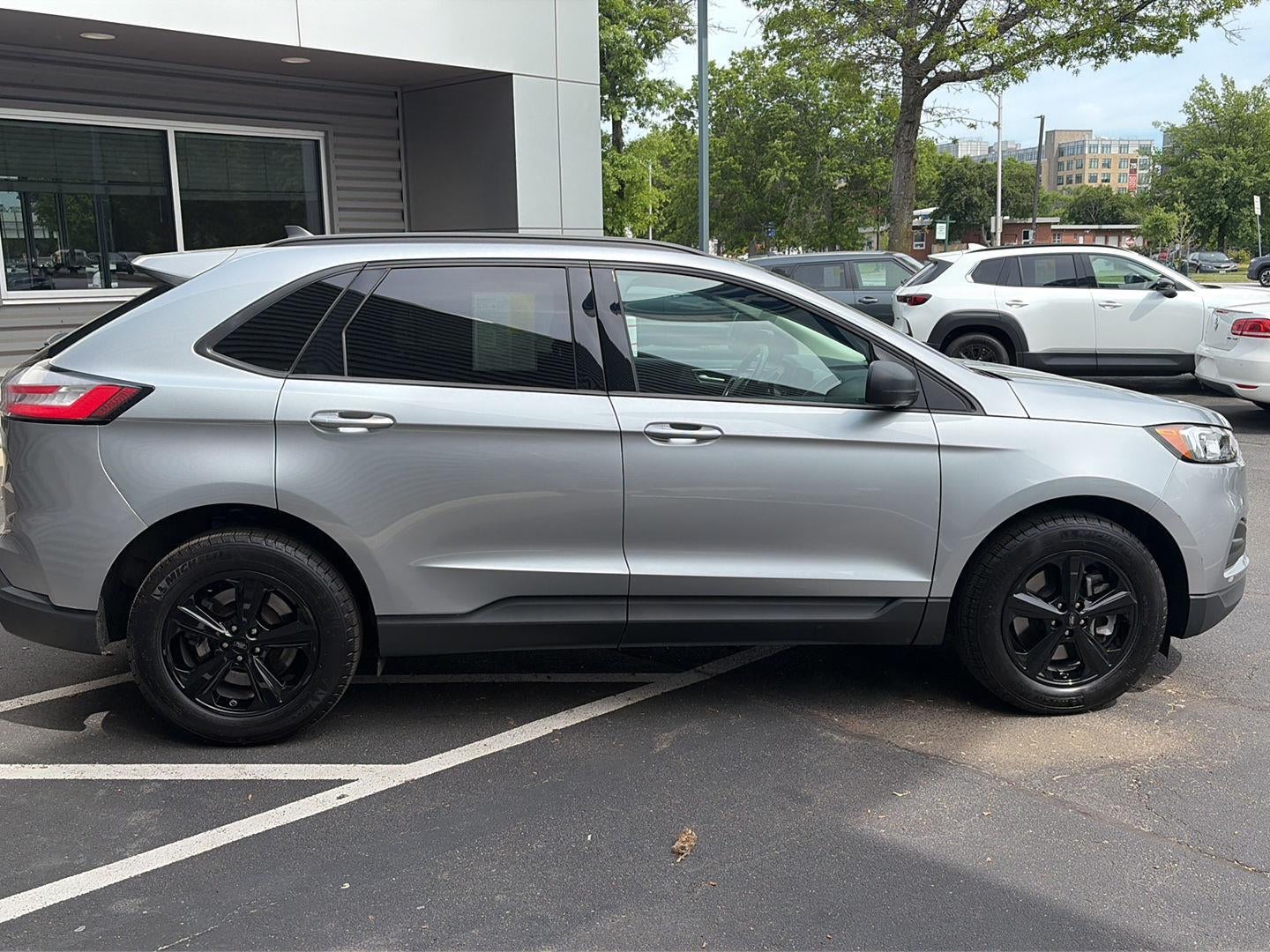 2024 Ford Edge SE