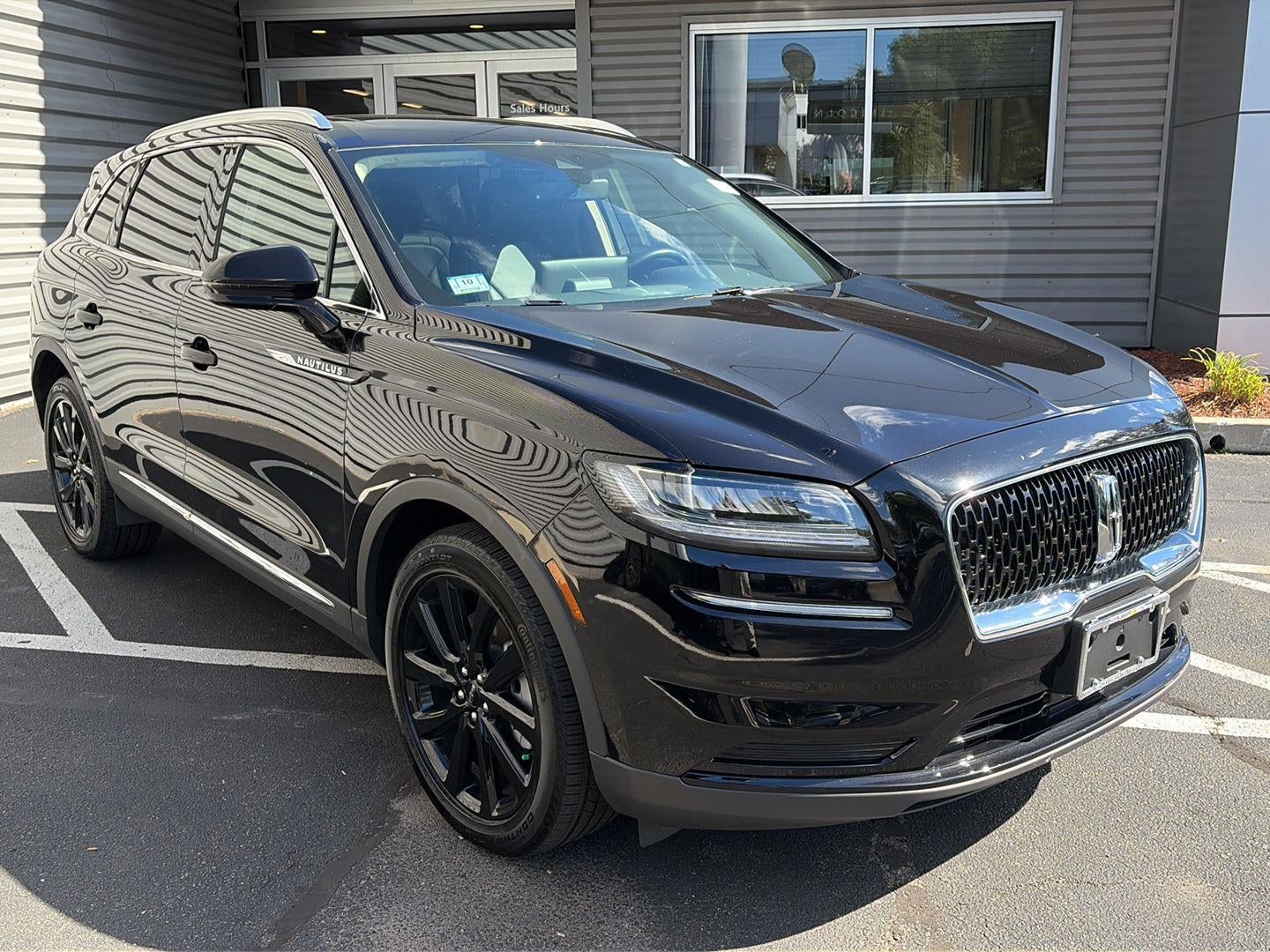 2023 Lincoln Nautilus Reserve