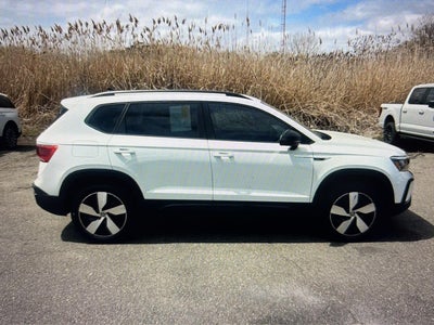 2024 Volkswagen Taos S