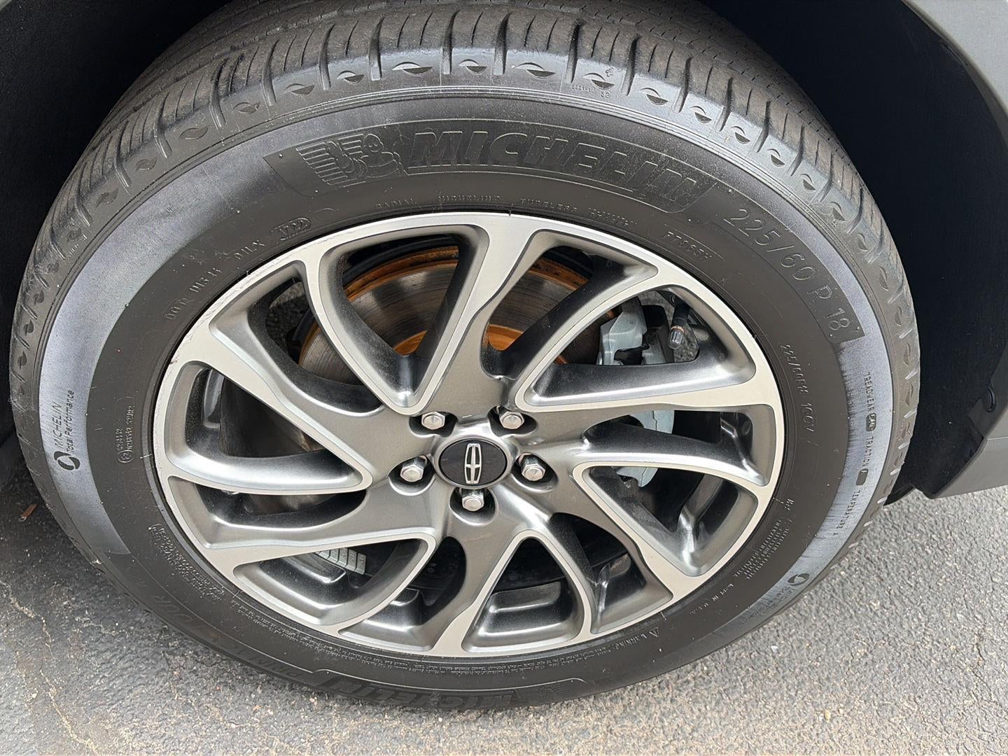 2022 Lincoln Corsair Standard