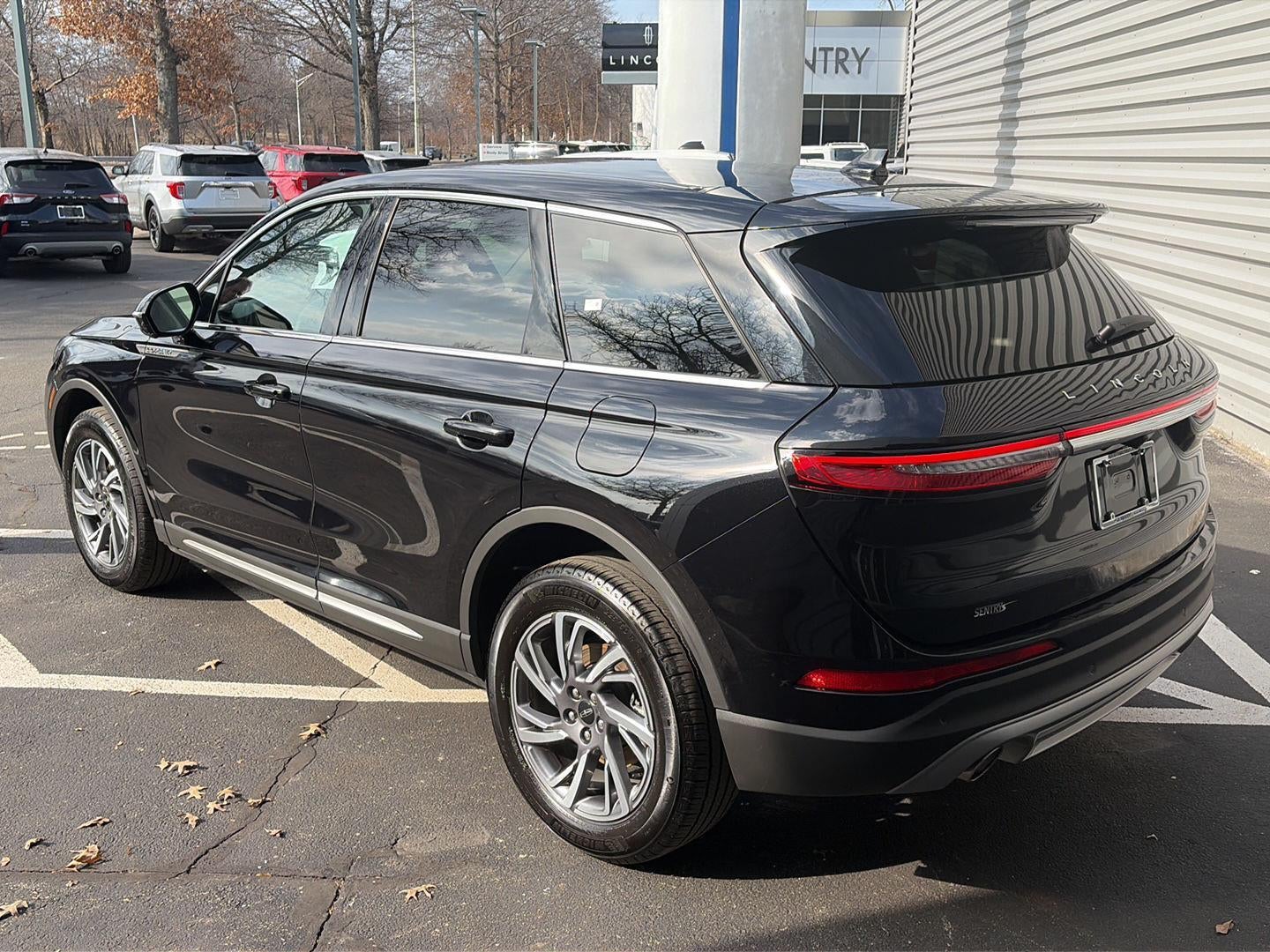 2025 Lincoln Corsair Premiere