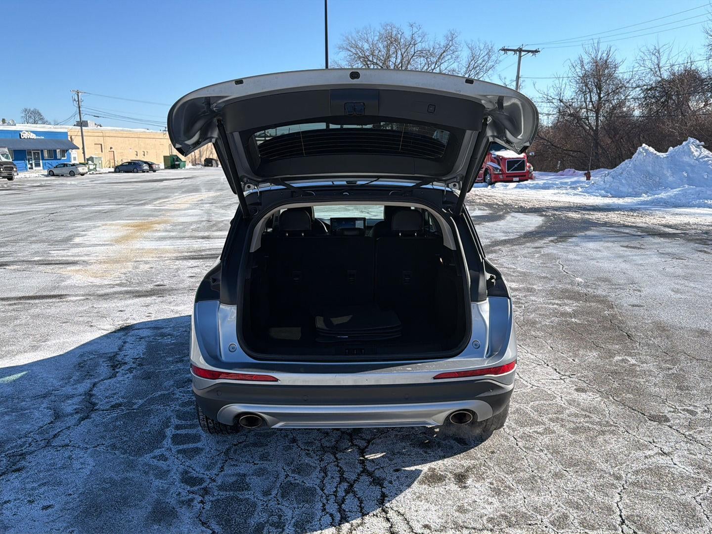 2023 Lincoln Corsair Standard