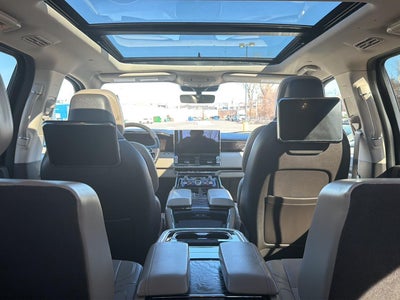 2023 Lincoln Navigator Reserve