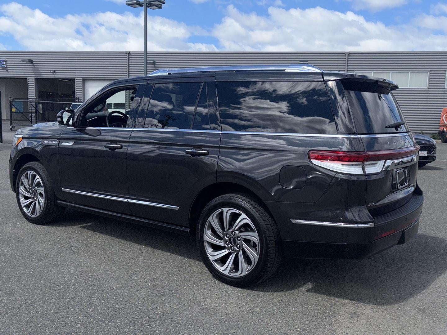 2023 Lincoln Navigator Reserve