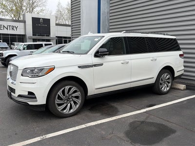 2023 Lincoln Navigator L Reserve