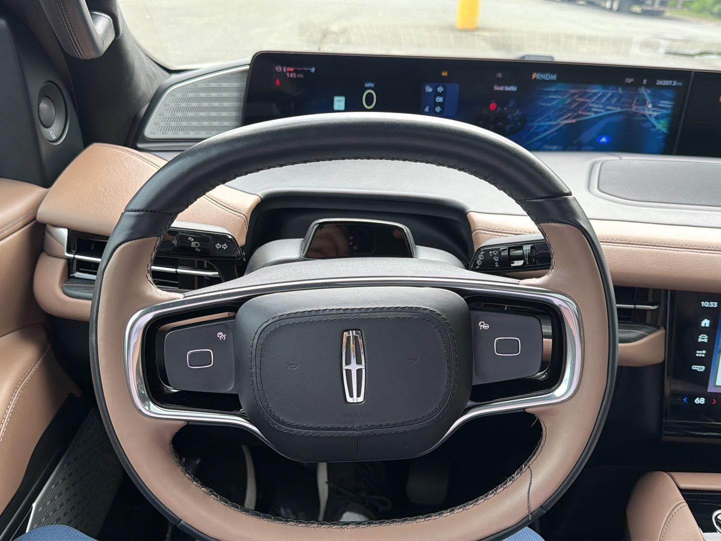 2025 Lincoln Navigator L Black Label