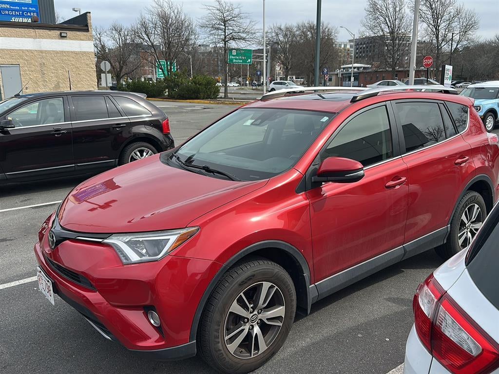 2017 Toyota RAV4 XLE