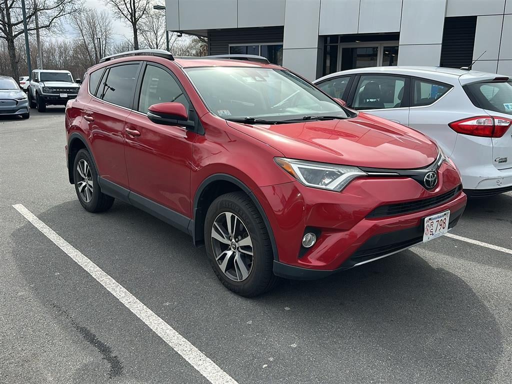 2017 Toyota RAV4 XLE