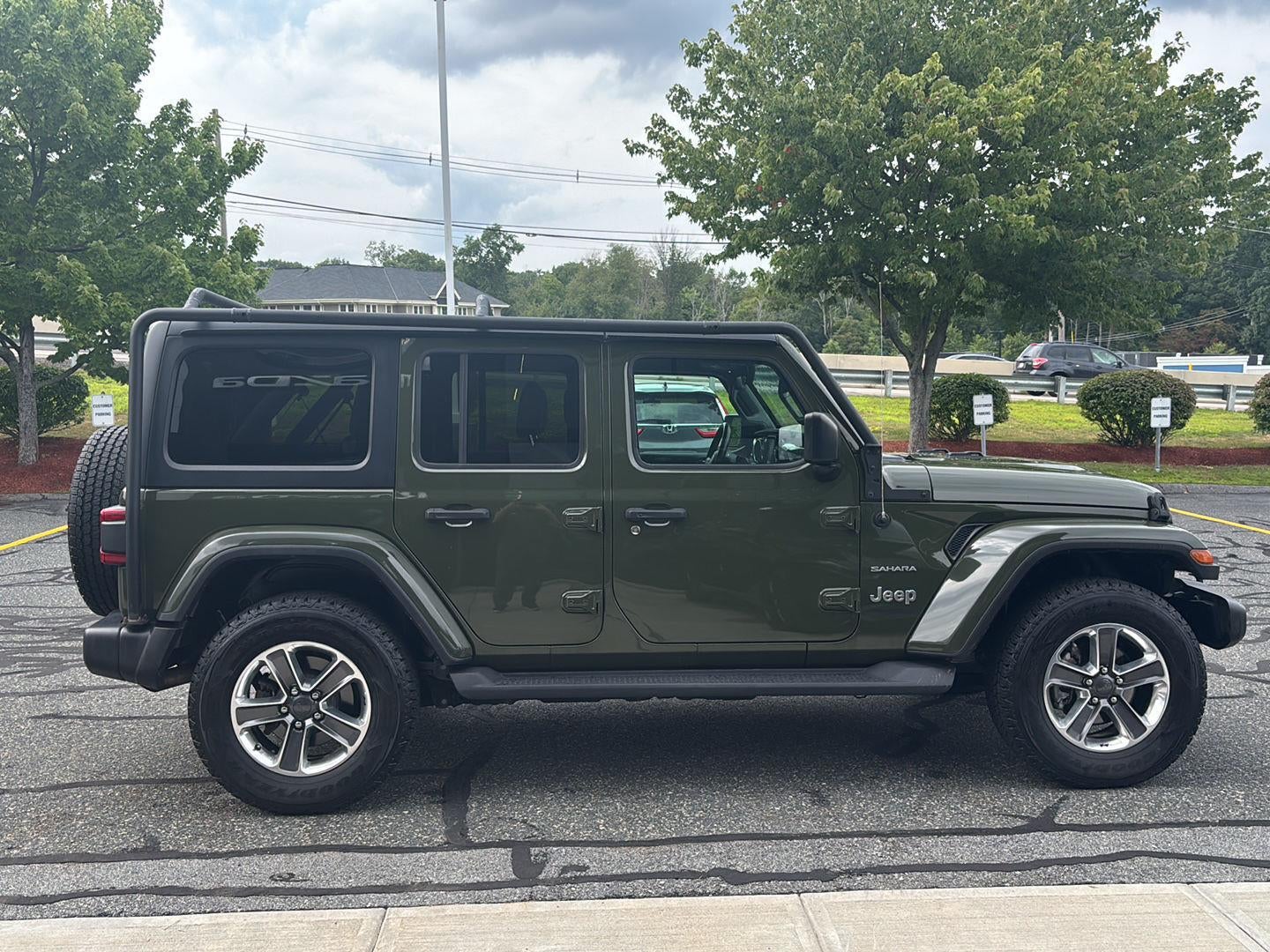 2021 Jeep Wrangler Unlimited Sahara