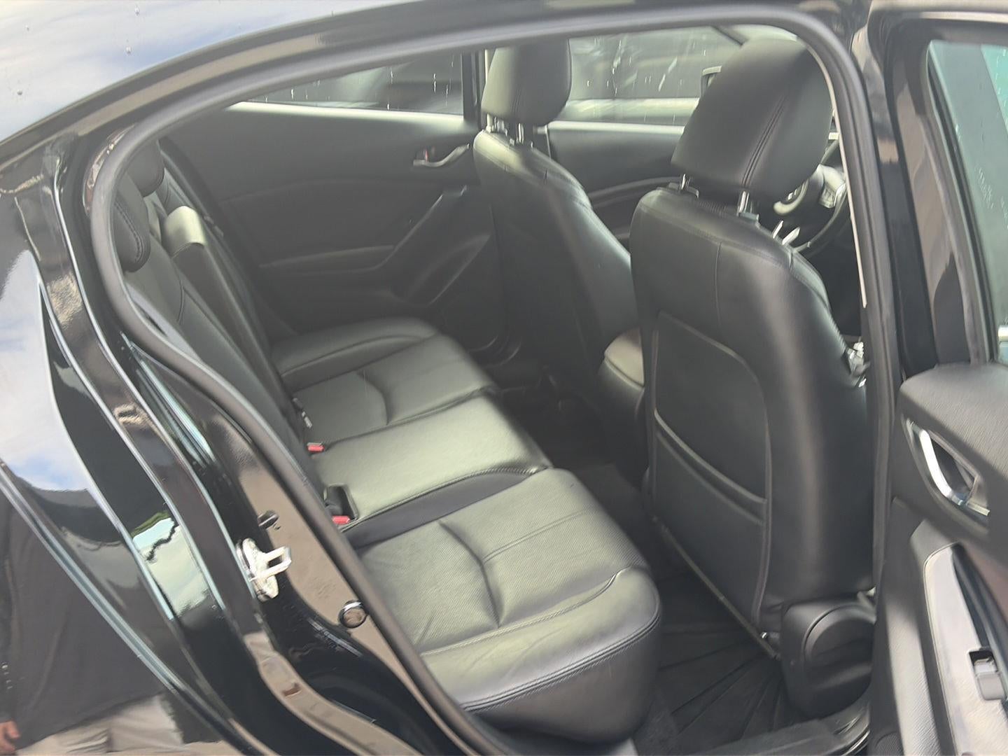 2018 Mazda Mazda3 4-Door Grand Touring