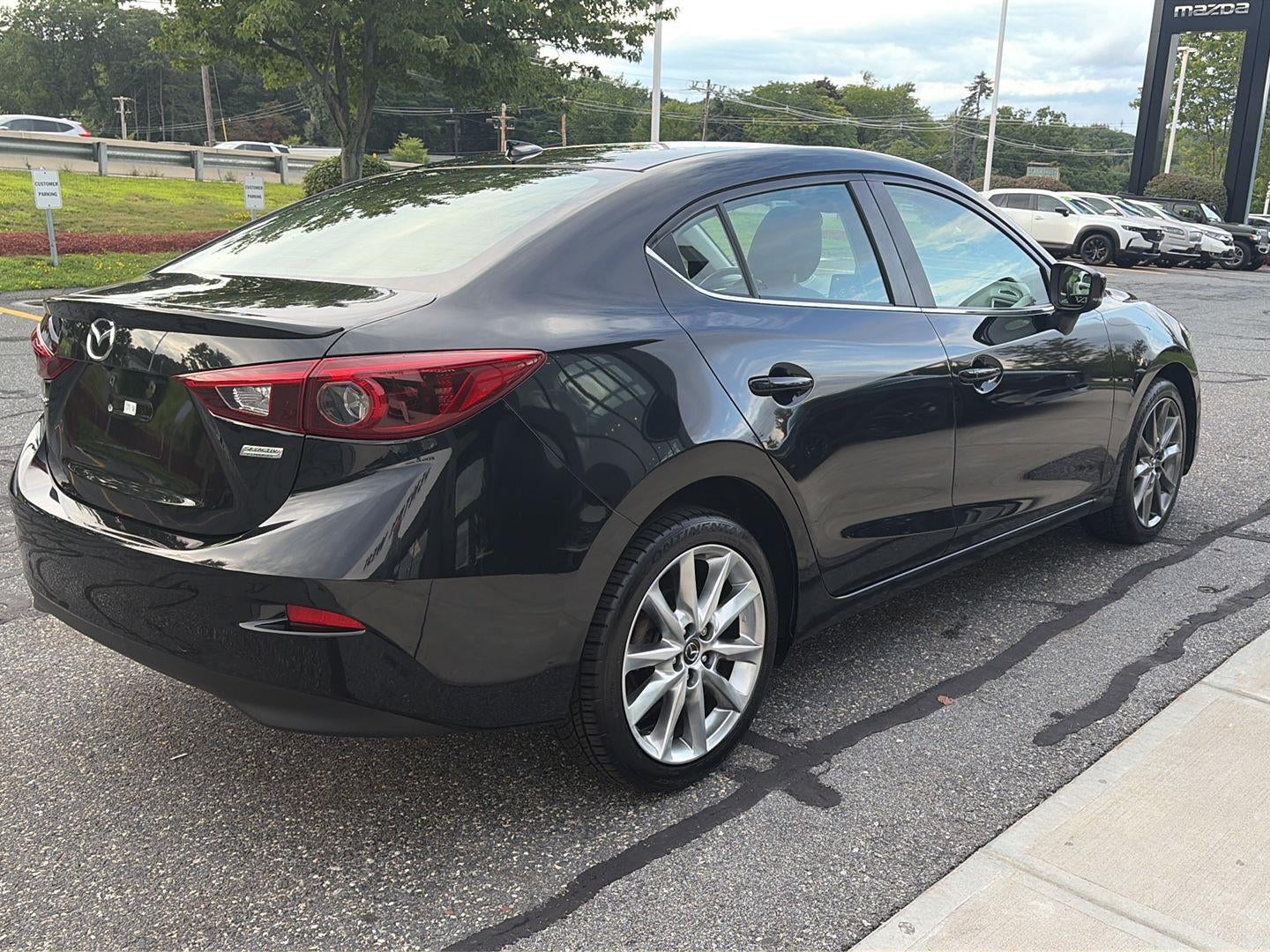 2018 Mazda Mazda3 4-Door Grand Touring