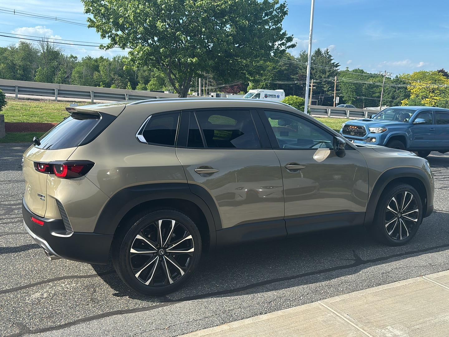 2024 Mazda Mazda CX-50 2.5 Turbo
