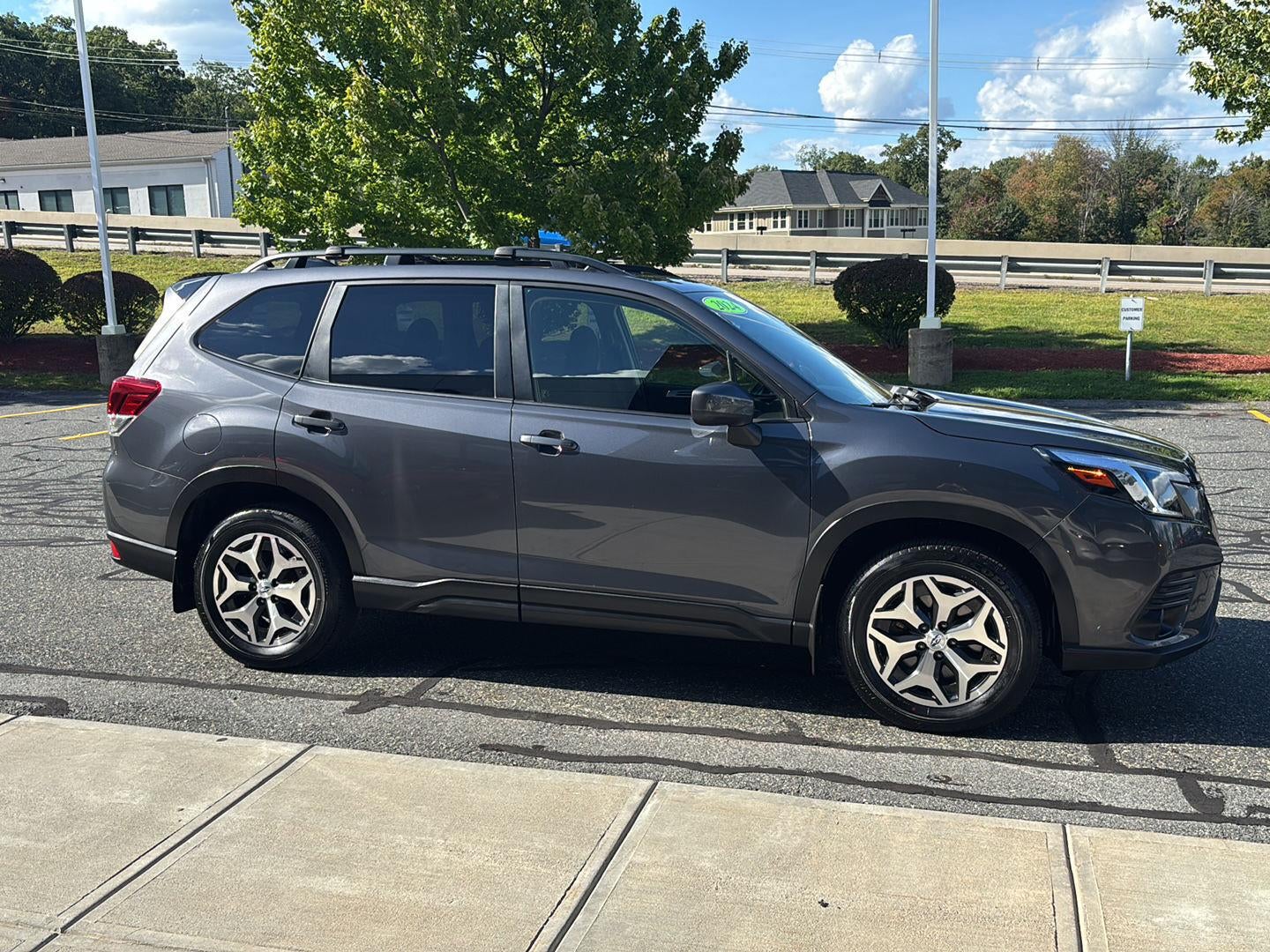 2024 Subaru Forester Premium
