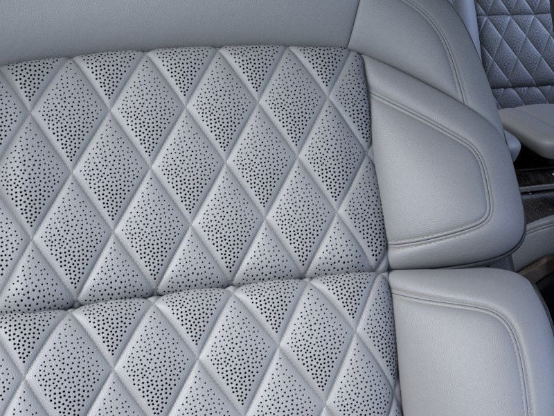 2025 Lincoln Navigator Lincoln Black Label-L