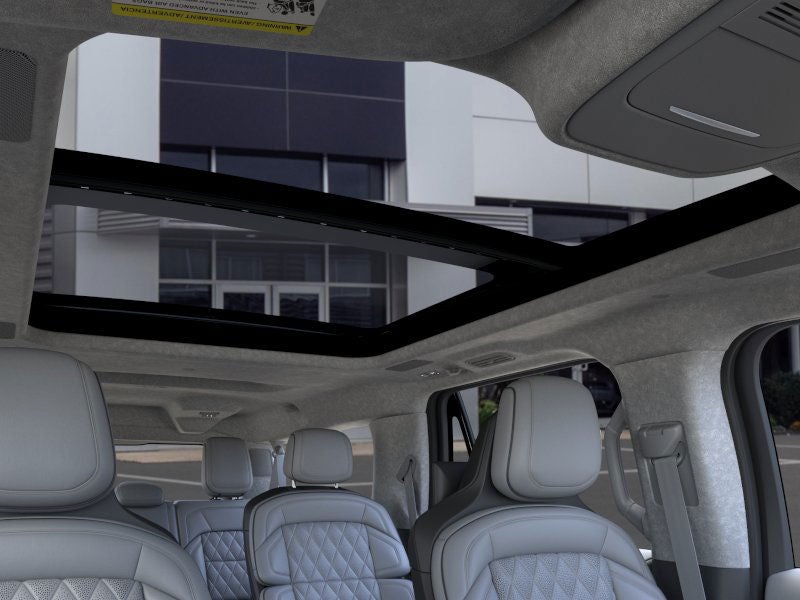 2025 Lincoln Navigator Lincoln Black Label-L