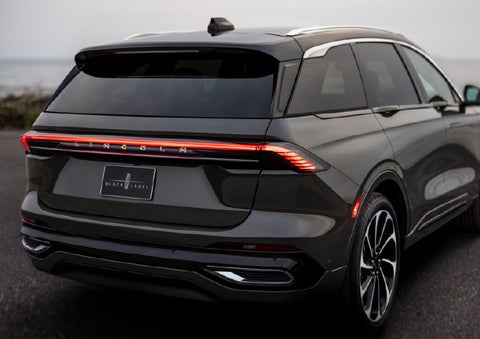 The rear of a 2025 Lincoln Black Label Nautilus® SUV displays full LED rear lighting. | Sentry Lincoln in Medford MA