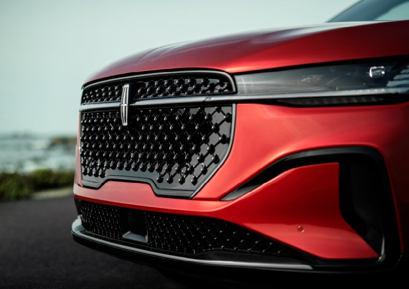 The sleek grille of a 2025 Lincoln Nautilus® SUV with the available Jet Appearance Package makes a bold statement. | Sentry Lincoln in Medford MA