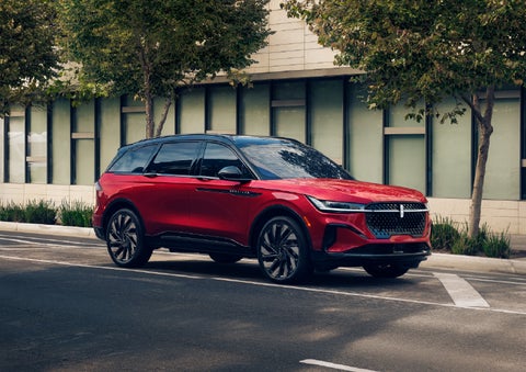 2026 Lincoln Nautilus® SUV with the available Jet Appearance Package and Hybrid transmission. | Sentry Lincoln in Medford MA