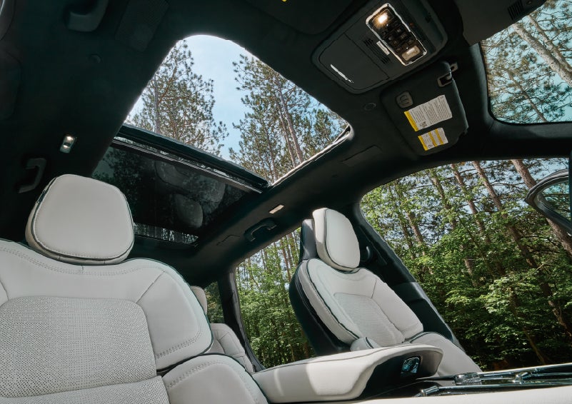 The front seats of a 2027 Lincoln Aviator® Black Label™ SUV | Sentry Lincoln in Medford MA