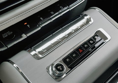 The piano key gear selector of a 2027 Lincoln Aviator® Back Label™ SUV. | Sentry Lincoln in Medford MA